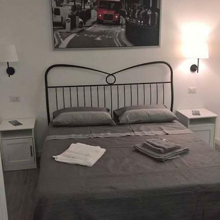 Apartment Fabrizio 那不勒斯 外观 照片